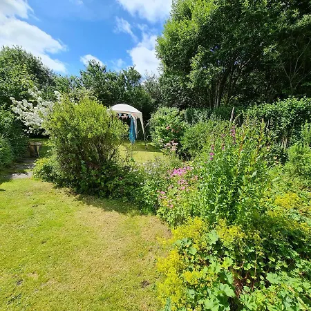 A Cosy Three Bedroomed Cottage In Leafy Embleton Cockermouth