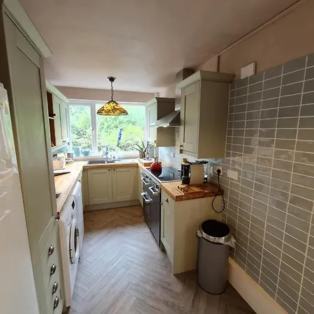 A Cosy Three Bedroomed Cottage In Leafy Embleton Cockermouth